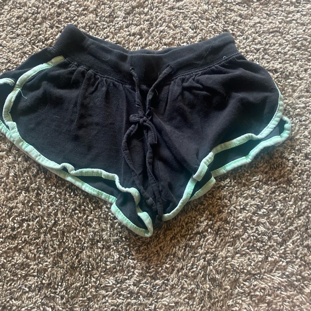 Pigeon force booty shorts